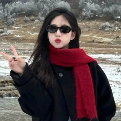 陛下,您的宠妃出道了